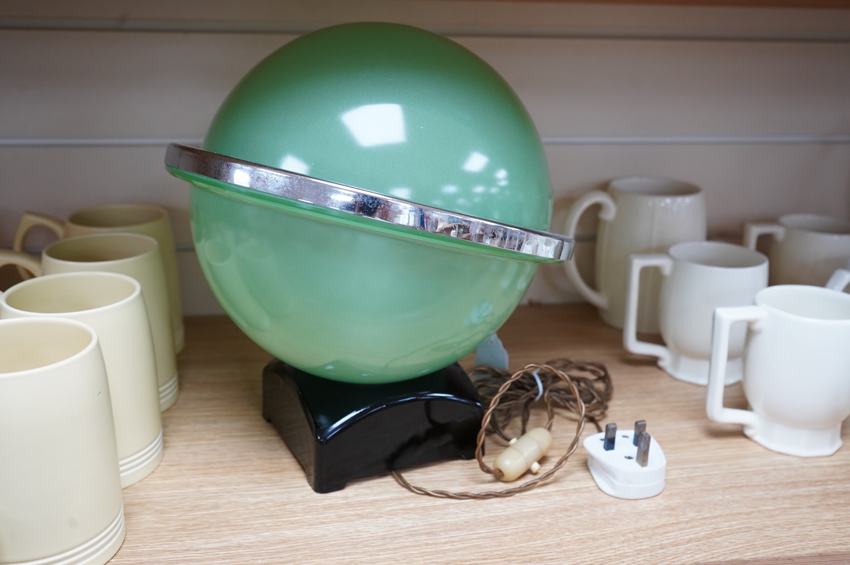 A George Davidson Saturn table lamp with chrome mount, 29cm high